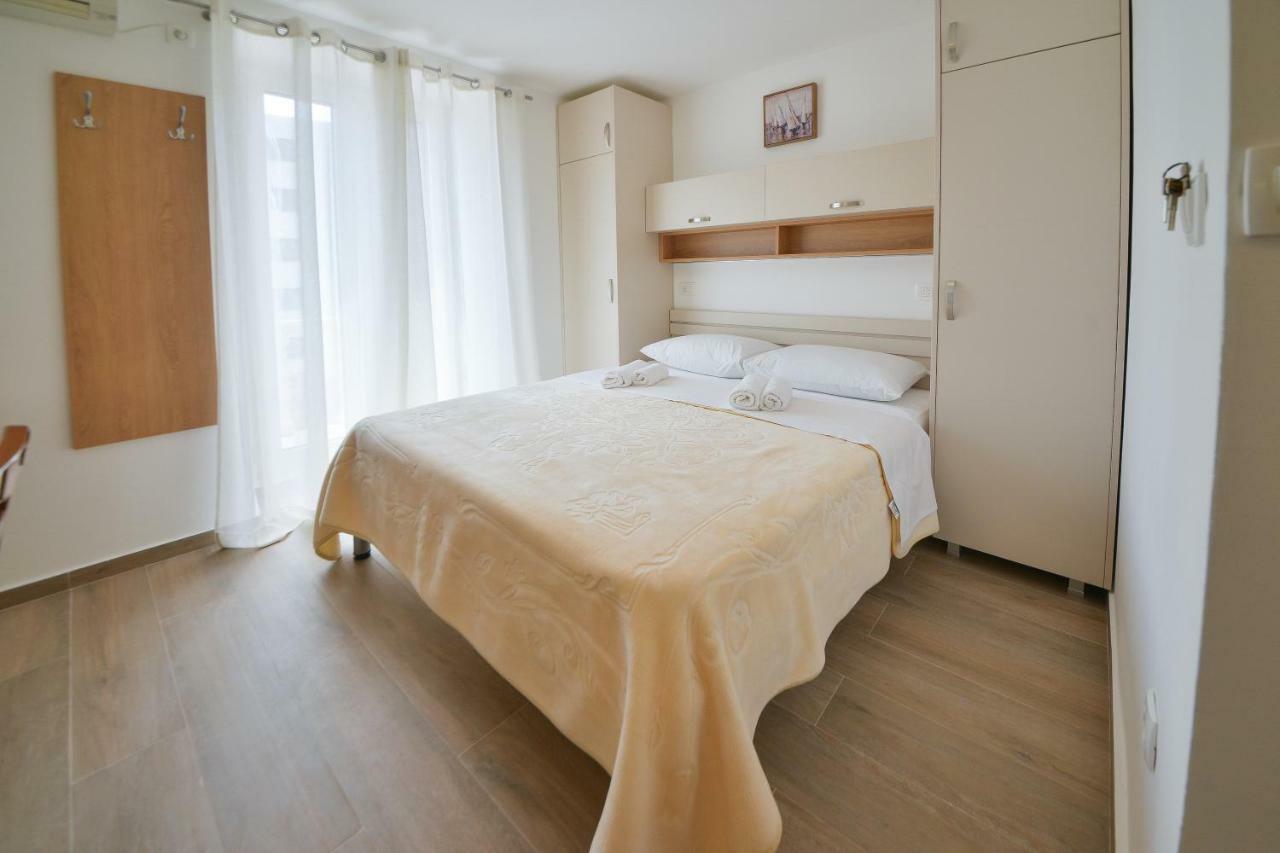 Apartmani Ljubo Rafailovic 2 Рафаиловичи Екстериор снимка
